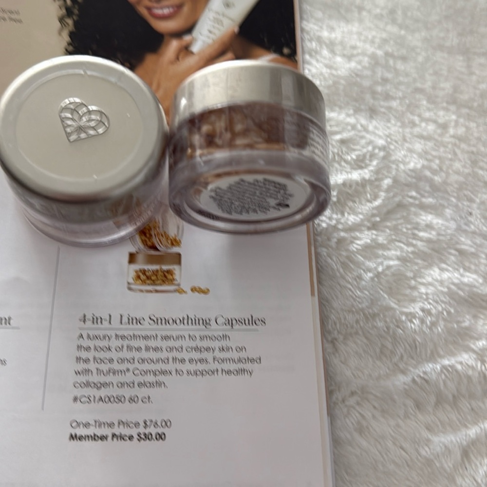 Body Firm Set of 2 4 in 1 Line Smoothing Capsules.
